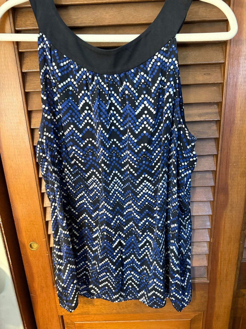 Ann Taylor Black and Blue Printed Tank Top
